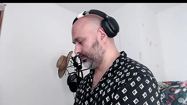 Gabriel Harmant online show from 01/08/26, 06:25