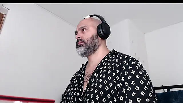 Gabriel Harmant online show from 02/05/26, 03:41