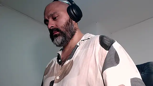 Gabriel Harmant online show from 01/12/25, 04:21