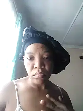 Snapshot of Feathergal69_ chatting on 09/14/25, 07:31 Feathergal69 online show from 09/14/25, 07:31