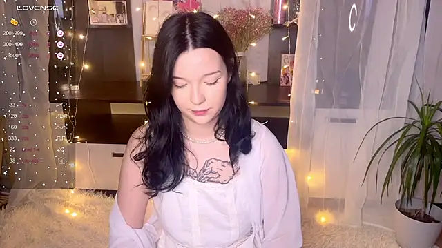 EmmaKittyCat online show from 11/26/25, 08:09