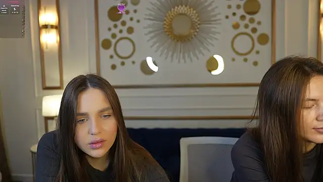 Julia  Star  online show from 10/10/25, 07:42