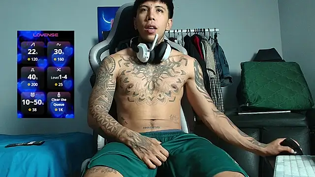 Nickhot0609 online show from 03/23/26, 09:20