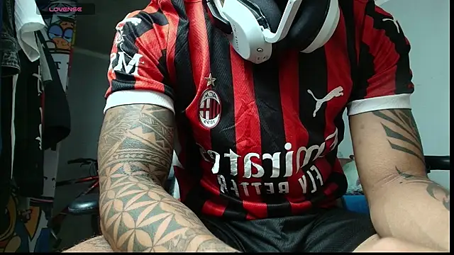 Nickhot0609 online show from 11/14/25, 03:10