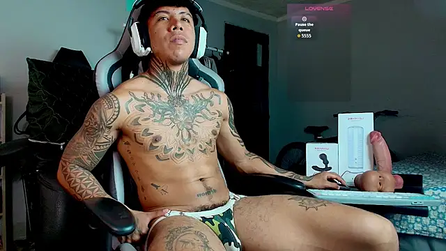 Nickhot0609 online show from 10/08/25, 07:25