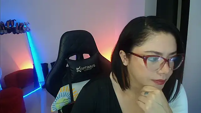 Madame Shein  online show from 02/05/25, 09:57