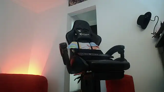 Madame Shein  online show from 02/28/25, 03:37