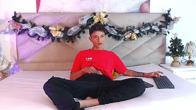 Edward Milleer online show from 12/07/24, 03:09