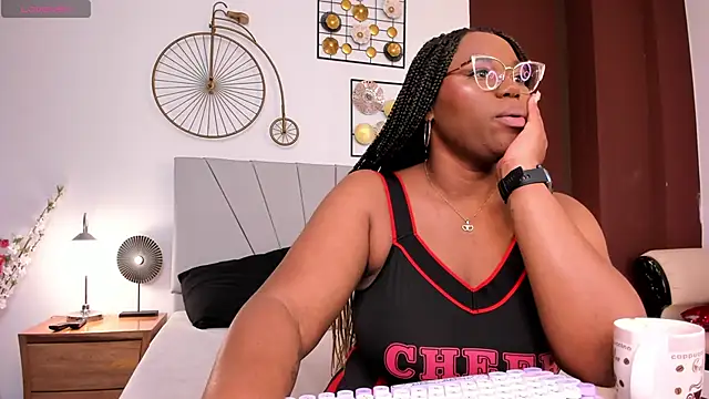 Makena gh online show from 09/24/25, 03:35