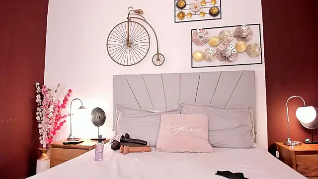 Makena gh online show from 10/31/25, 03:58