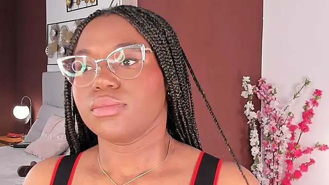 Makena gh online show from 11/13/25, 04:05