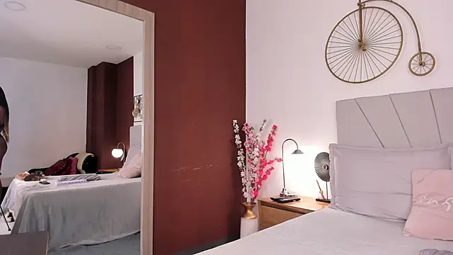 Makena gh online show from 10/22/25, 04:23