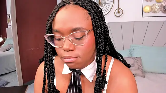 Makena gh online show from 04/09/26, 03:19