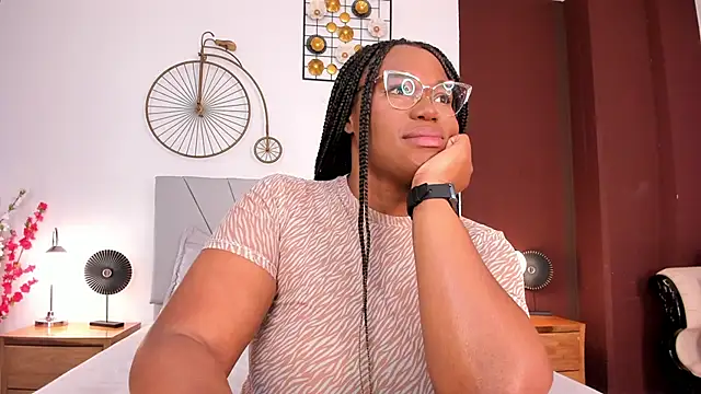 Makena gh online show from 09/30/25, 03:56