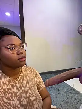 Makena gh online show from 03/08/25, 03:50