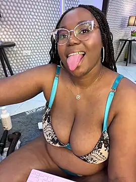 Makena gh online show from 03/15/25, 07:20