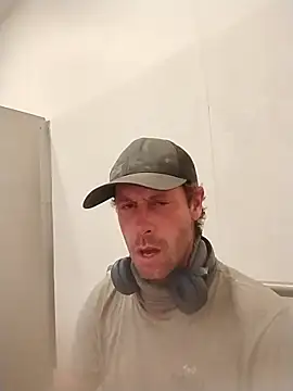 axelongshaft69 online show from 11/21/25, 03:05