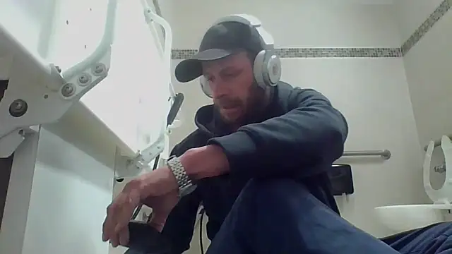 axelongshaft69 online show from 03/07/26, 11:21