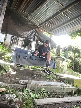 Jestebanano online show from 04/04/26, 02:23