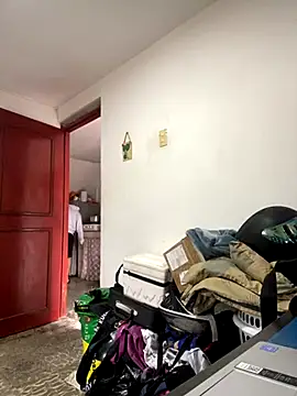 Jestebanano online show from 10/27/25, 02:18