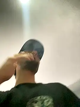 Jestebanano online show from 09/25/25, 12:44