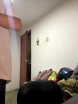 Jestebanano online show from 11/03/25, 03:45