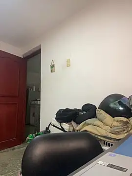 Jestebanano online show from 10/28/25, 06:12