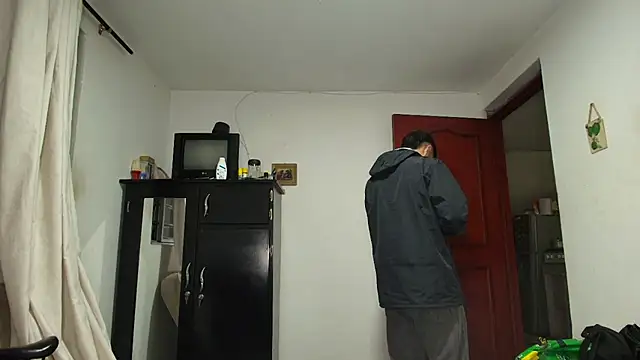 Jestebanano online show from 10/16/25, 10:51