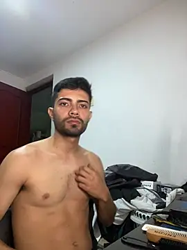 Jestebanano online show from 10/18/25, 04:03