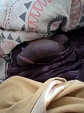 Snapshot of blackbitchh chatting on 03/02/25, 12:14 blackbitchh online show from 03/02/25, 12:14