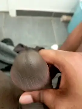 Snapshot of blackbitchh chatting on 02/18/25, 04:58 blackbitchh online show from 02/18/25, 04:58