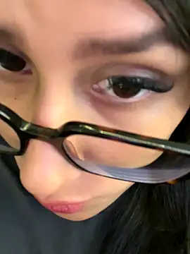 AleFantasy0001 online show from 12/14/25, 06:24