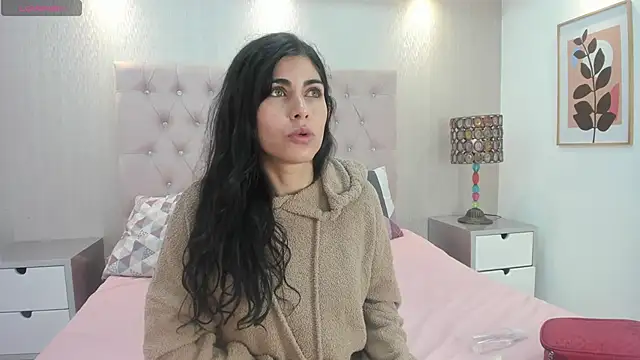 Melodi Roux online show from 03/27/26, 01:12