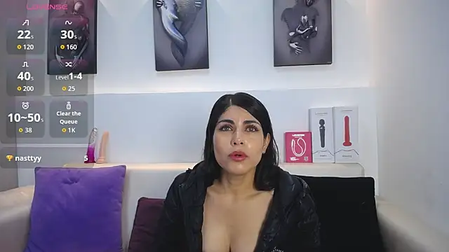 Melodi Roux online show from 01/06/26, 01:26