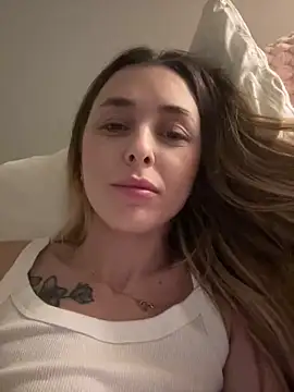 Snapshot of Sophie_Enzo chatting on 02/15/25, 10:31 Sophie Enzo online show from 02/15/25, 10:31