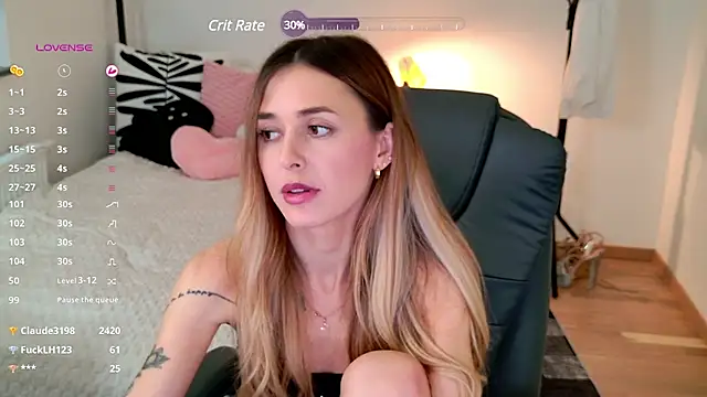 Snapshot of Sophie_Enzo chatting on 02/16/25, 01:36 Sophie Enzo online show from 02/16/25, 01:36