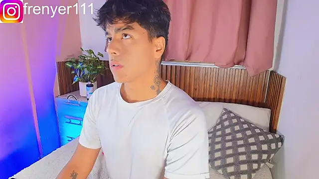 kiing azahell online show from 04/11/26, 03:03