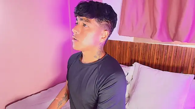 kiing azahell online show from 03/28/26, 09:38