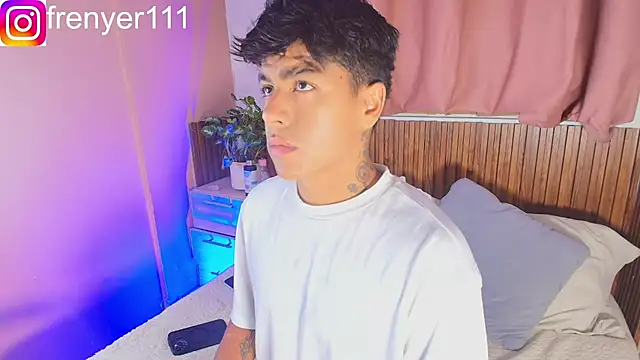 kiing azahell online show from 04/12/26, 02:04