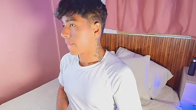 kiing azahell online show from 04/03/26, 01:34