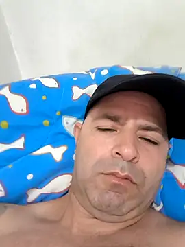 Marciogrei online show from 10/31/25, 04:25