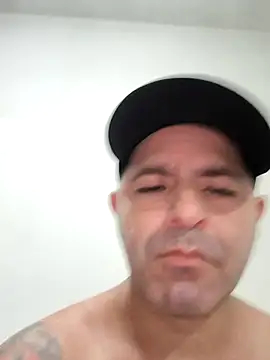 Marciogrei online show from 12/15/25, 08:03