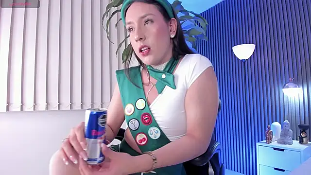 bella raiderr online show from 02/06/25, 02:44