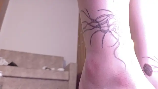 Yuriko May online show from 09/25/25, 04:02