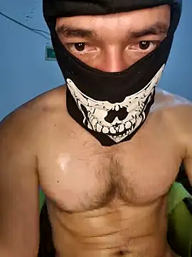 Snapshot of coqueto1210 chatting on 12/15/24, 04:04 coqueto1210 online show from 12/15/24, 04:04