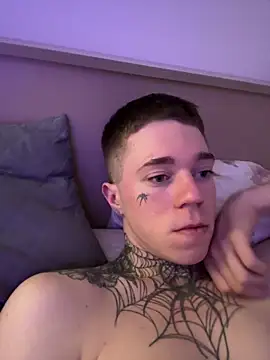 Snapshot of adolf_loo chatting on 02/06/25, 11:48 adolf loo online show from 02/06/25, 11:48