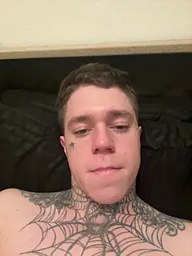 Snapshot of adolf_loo chatting on 10/15/25, 04:04 adolf loo online show from 10/15/25, 04:04