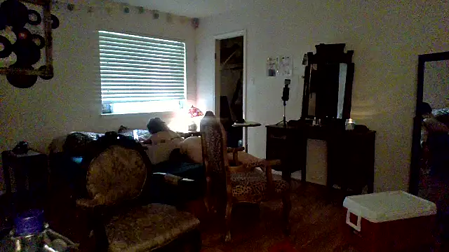 Snapshot of sophiarica chatting on 06/12/26, 10:51 sophiarica online show from 06/12/26, 10:51