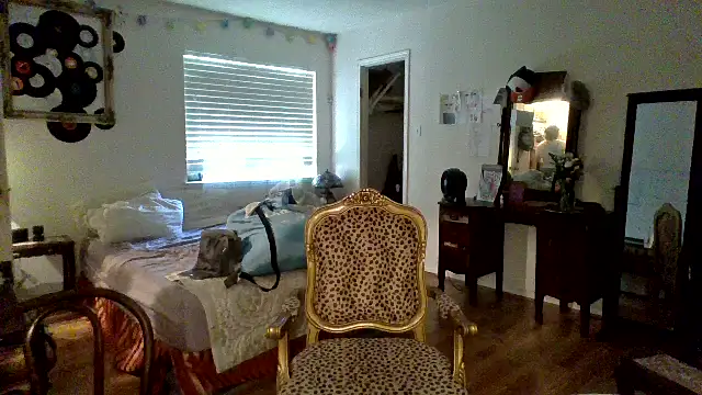 Snapshot of sophiarica chatting on 05/12/26, 09:43 sophiarica online show from 05/12/26, 09:43