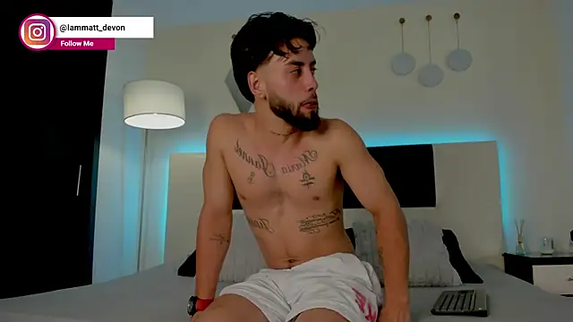 MattDevon online show from 12/23/25, 04:23